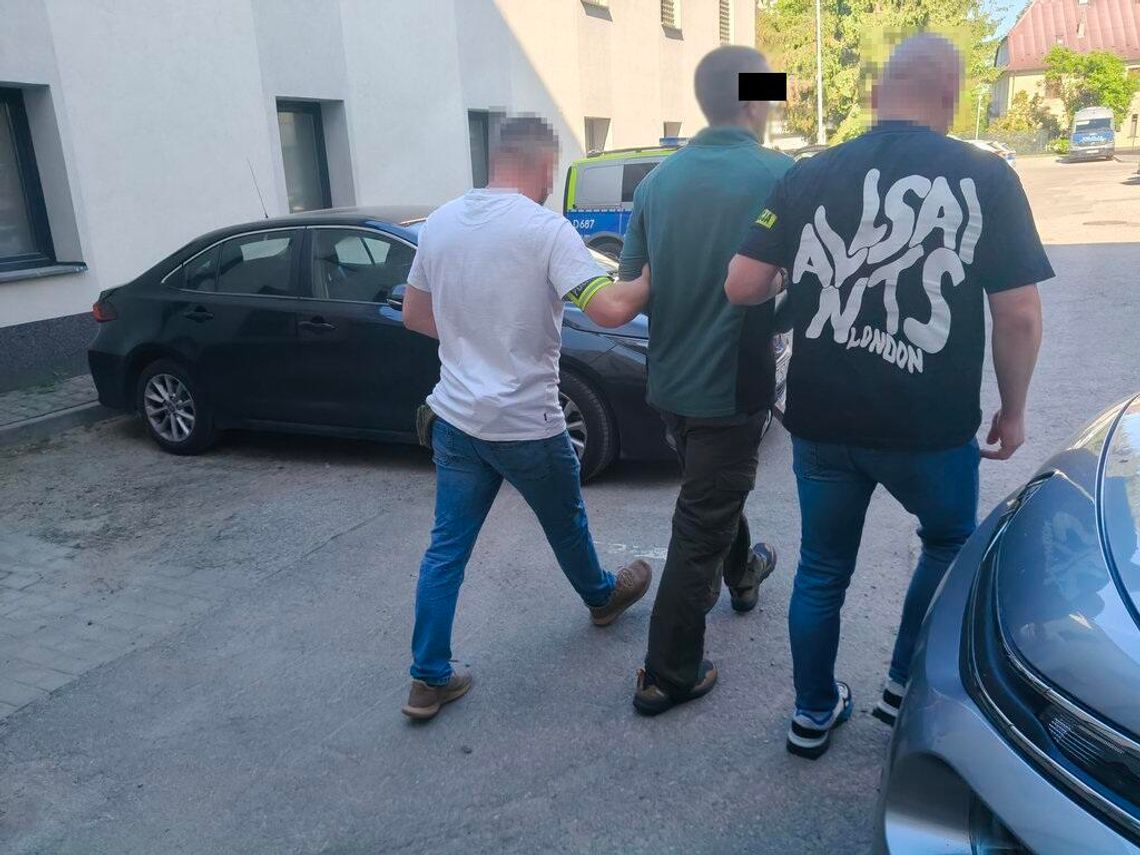 Zamość: 26 kg narkotyków i 400 tys. zł. Trzy osoby zatrzymane przez policję [ZDJĘCIA]