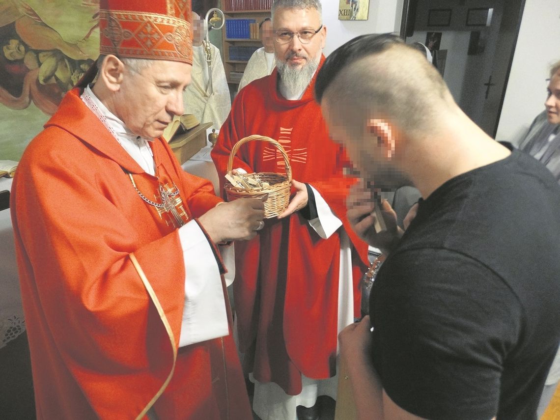 Do bierzmowania przystąpiło ośmiu osadzonych w Zakładzie Karnym w Zamościu.