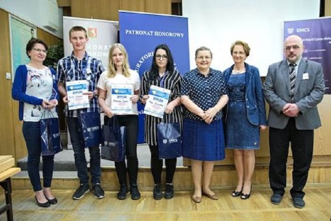 Zamość: Chemicy z I LO najlepsi na konkursie w Lublinie