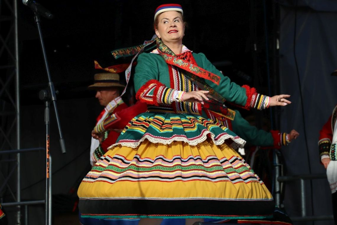 Zespół Pieśni i Tańca Zamojszczyzna na festiwalu Eurofolk w Zamościu.