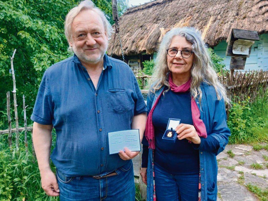 Odznaka „Za opiekę nad zabytkami” trafiła do Anny i Stanisława Jachymków.