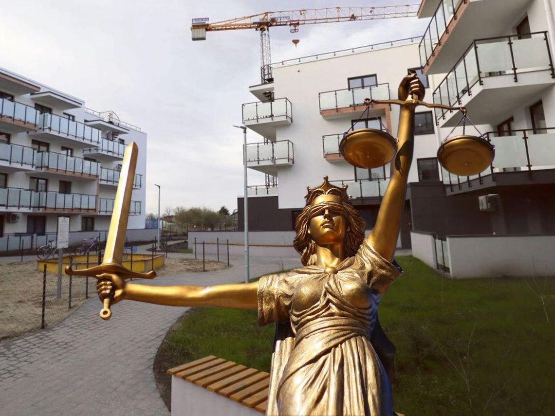 O tej sprawie było głośno półtora roku temu. Przypomnijmy – wiosną ubiegłego roku z naszą redakcją skontaktowali się mieszkańcy dwóch nowych bloków przy ul. Królowej Jadwigi w Zamościu. Śledztwo prowadziła Prokuratura Rejonowa w Zamościu.