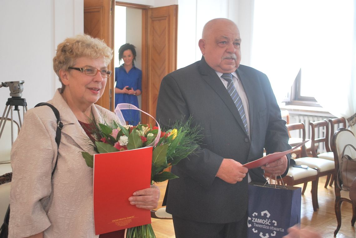 Zamość: Janina i Tadeusz Kucharscy otrzymali tysięczną Kartę Dużej Rodziny