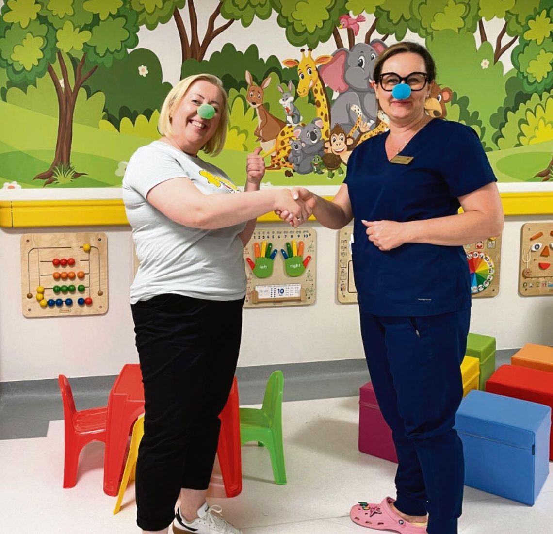 Współpraca szpitala z Fundacją Dr Clown opiera się również na wolontariacie.  Fot. SPSW im. Papieża Jana Pawła II w Zamościu.