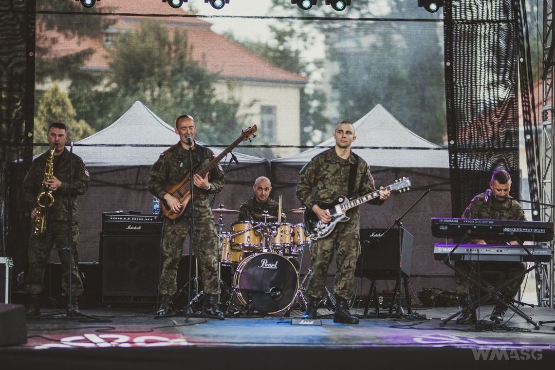 Zamość: Koncert wojskowego zespołu Czasza na święto w WOG