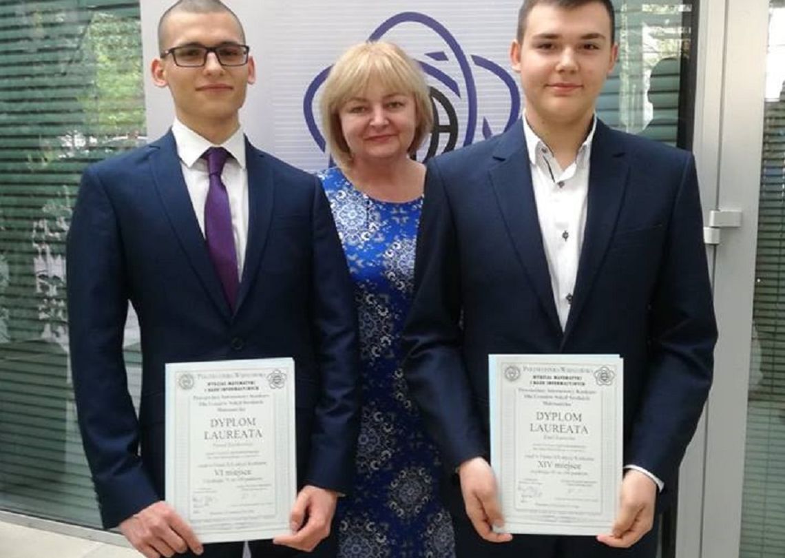 Zamość: Matematycy z I LO laureatami konkursu Politechniki Warszawskiej