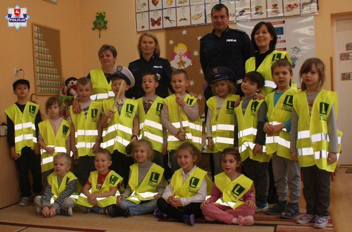 Zamość, Miączyn: Policjanci rozmawiali z dziećmi o bezpieczeństwie