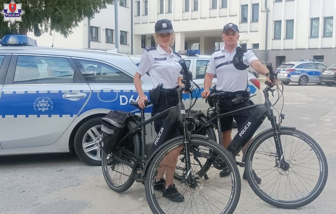 Zamojscy policjanci pełniący służbę w patrolu rowerowym zatrzymali 34-latka z narkotykami.