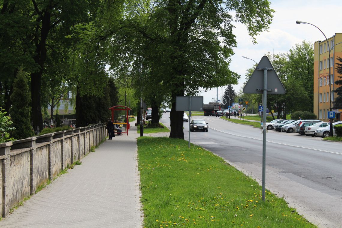 Zamość: Nerwowo i tłoczno na parkingach przy ul. Peowiaków