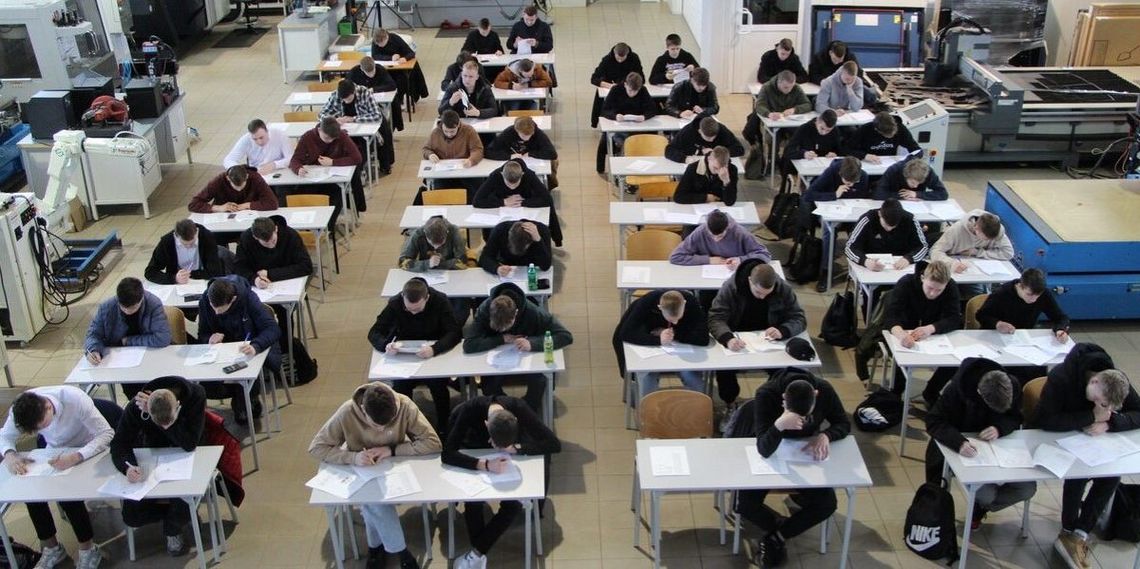 W finale Regionalnego Konkursu Mechanicznego Akademii Zamojskiej zmierzyło się ponad 50 najlepszych uczniów szkół średnich z województw lubelskiego i podkarpackiego.