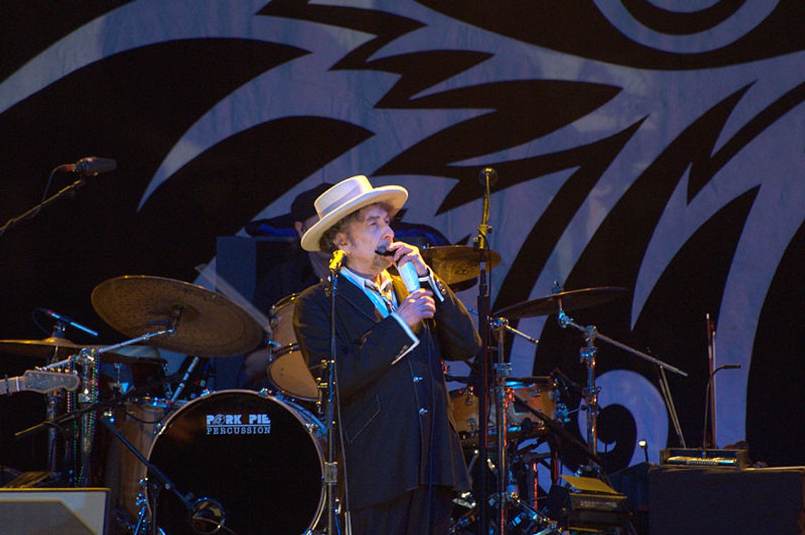 Zamość: Podyskutujmy o Bobie Dylanie. Światowy Dzień Poezji w Książnicy Zamojskiej