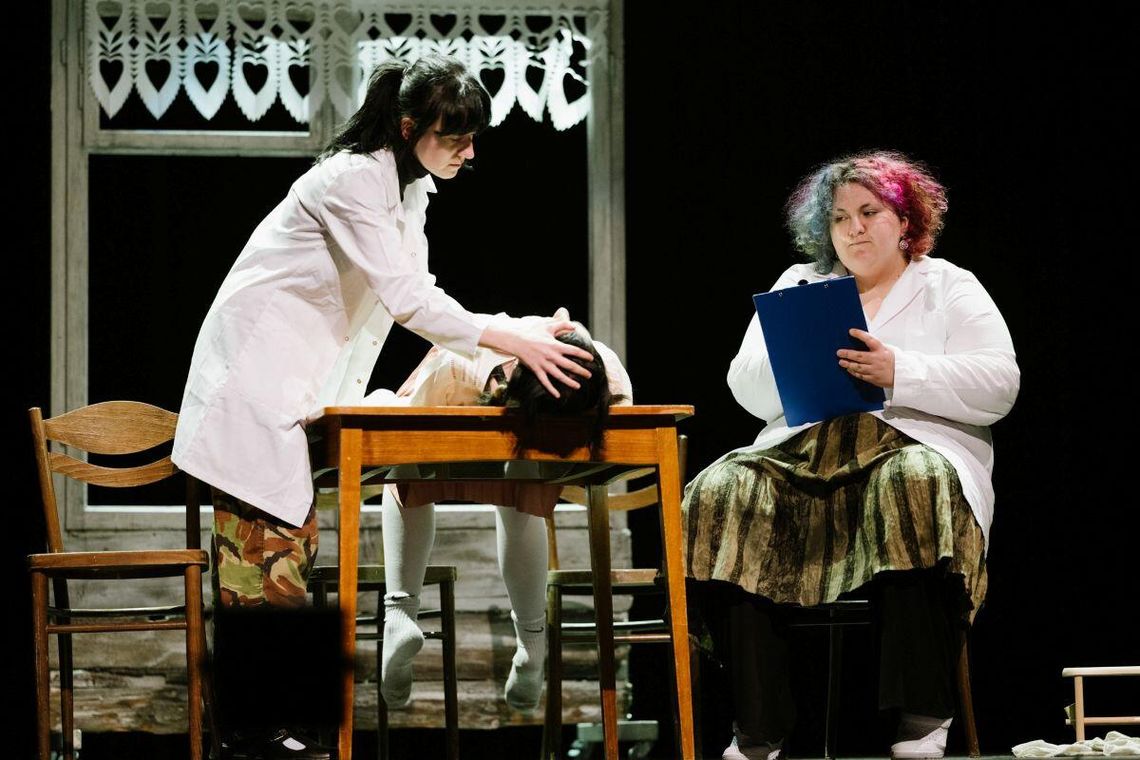 Zamojski Dom Kultury zaprasza 15 kwietnia o godz. 18 na premierę spektaklu „FEBLIK 2.0” młodzieżowej Grupy Teatralnej „Drobiazg”.