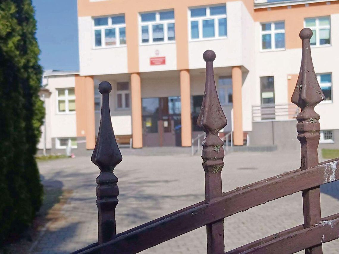 Zamość: Spór o przyszłość edukacji na osiedlu Karolówka. Co z przedszkolakami? Czy przedszkolaki zostaną przeniesione do Szkoły Podstawowej nr 8 w Zamościu?