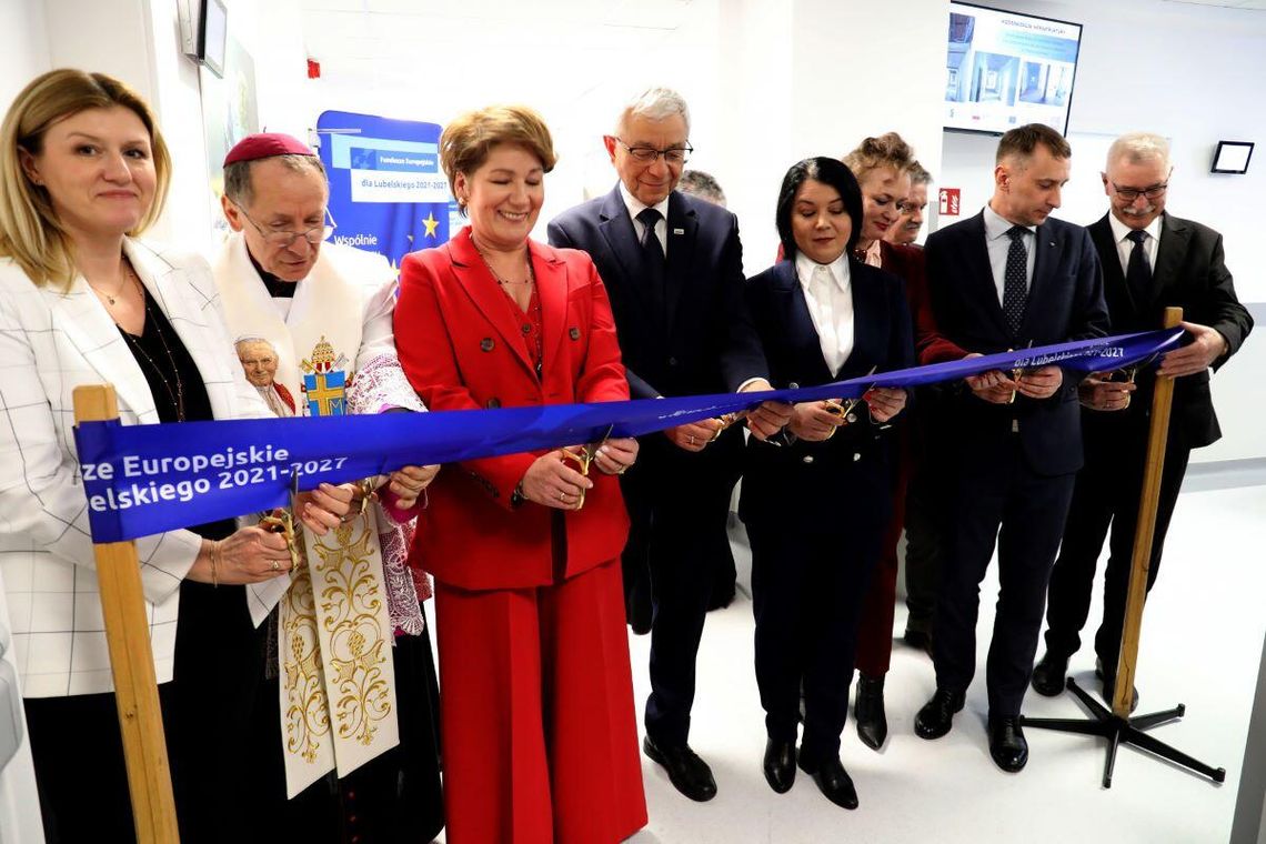 Zamość: Szpital „papieski” ma się czym pochwalić. Wartość projektu wyniosła ponad 5,7 mln zł Zamość: Szpital „papieski” ma się czym pochwalić. Wartość projektu wyniosła ponad 5,7 mln zł