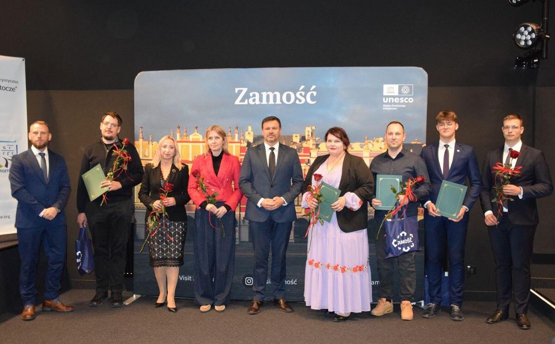 Jak wynika z badań ankietowych prowadzonych przez Biuro Informacji Turystycznej i Promocji Miasta w Zamościu, turyści wybierają Zamość jako miejsce idealne na city break, czyli wyjazdy weekendowe.