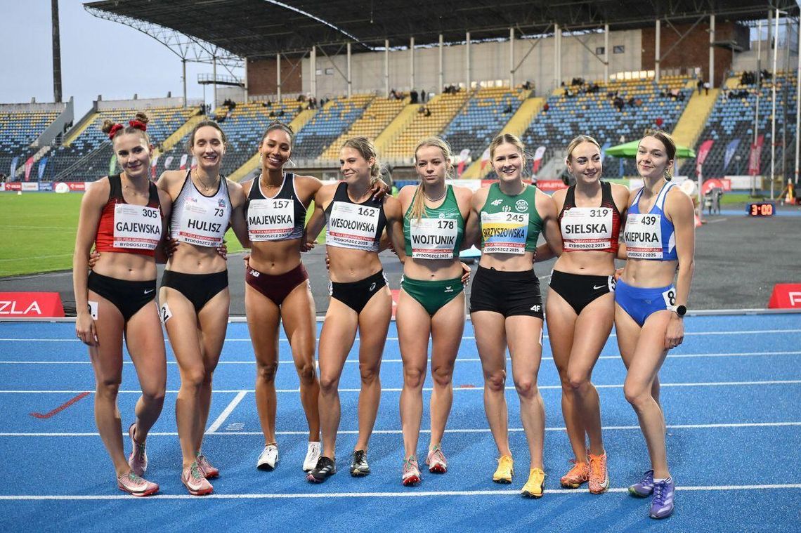 Zamość w centrum lekkoatletyki: młodzi zawodnicy powalczą o medale OOM U18 W rozgrywanych w 2025 r. Bydgoszczy mistrzostwach Polski Karolina Gajewska zajęła szóste miejsce w biegu na 100 m przez płotki (na zdjęciu uczestniczki biegu finałowego).