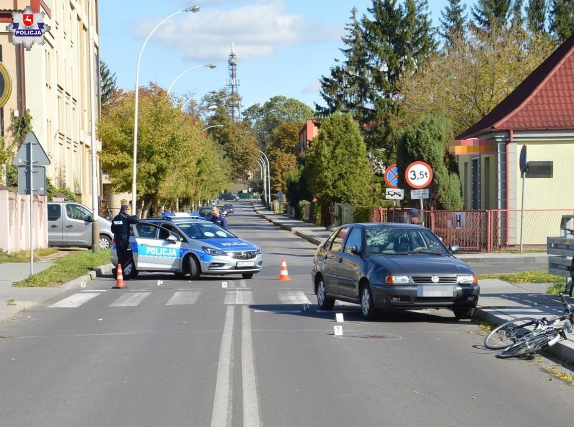 Zamość: Wypadek na ul. Sienkiewicza. Volkswagen potrącił rowerzystę