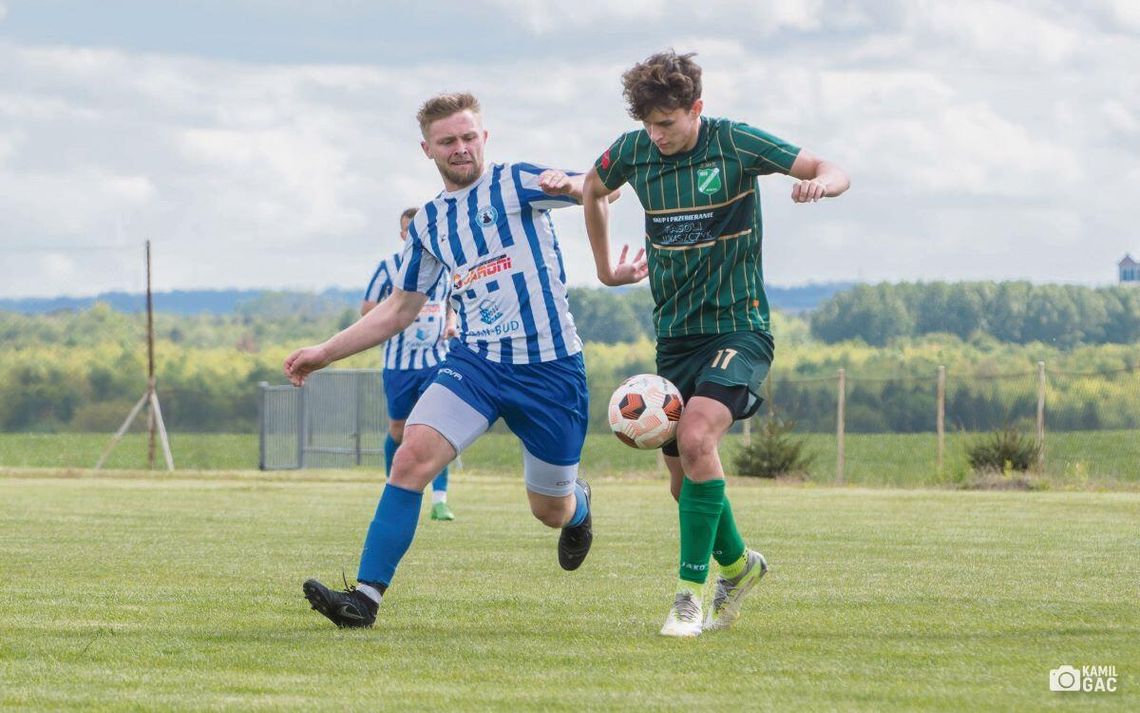 W sobotnim meczu z Olimpią Miączyn drużynę z Mircza poprowadził jeden z zawodników, a jednocześnie wiceprezes klubowego zarządu Wojciech Baran.