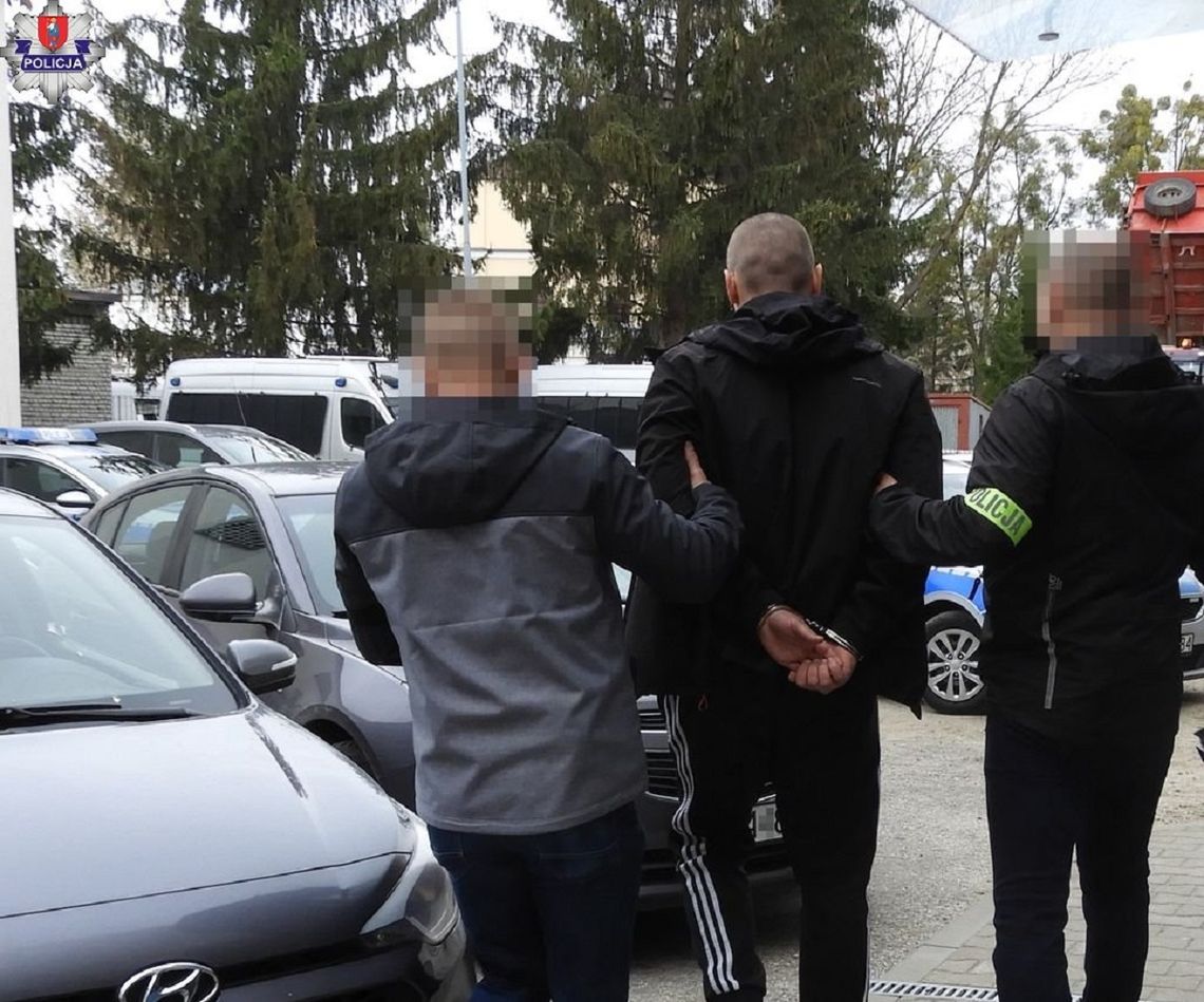 Dwóch mieszkańców Zamościa zatrzymanych za posiadanie narkotyków tymczasowo aresztowano.
