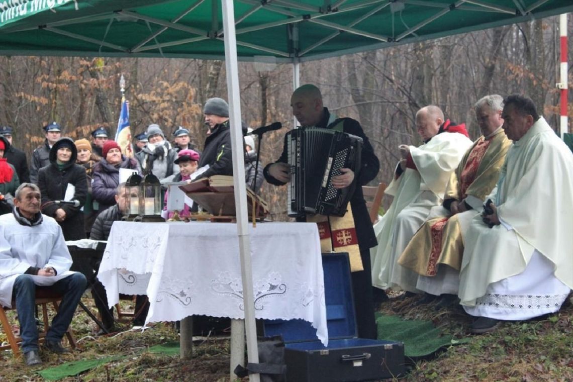 Zawalów/Czartoria: Oddali cześć powstańcom Zawalów/Czartoria: Oddali cześć powstańcom