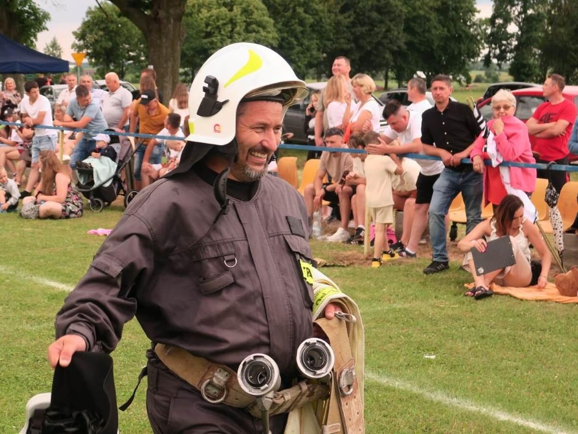 Zawody strażackie w Deszkowicach Pierwszych.