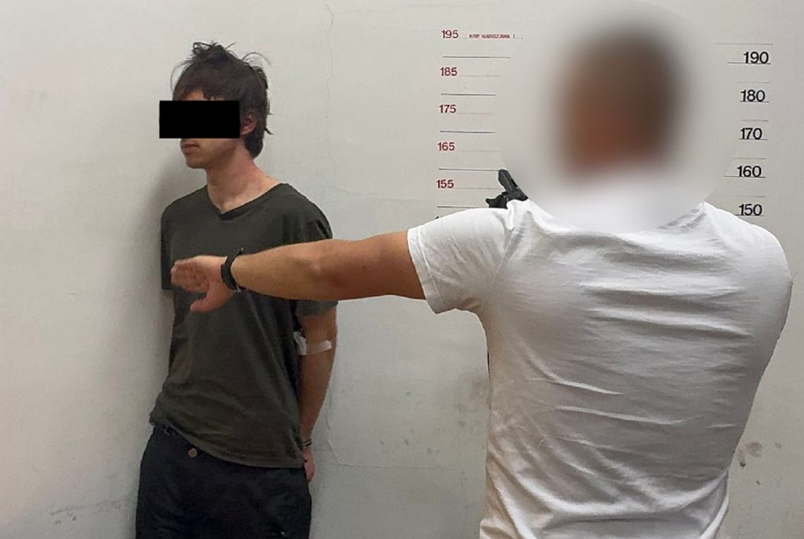 Prokuratura Okręgowa w Warszawie podała wyniki opinii sądowo-psychiatrycznej w sprawie zbrodni, do jakiej doszło na kampusie Uniwersytetu Warszawskiego.