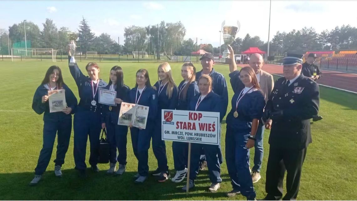 Druhny ze Starej Wsi mistrzyniami Lubelszczyzny. Jadą na Mistrzostwa Polski OSP Druhny z OSP Stara Wieś (gmina Mircze) nie miały sobie równych i wygrały zmagania kobiecych drużyn pożarniczych na Lubelszczyźnie.