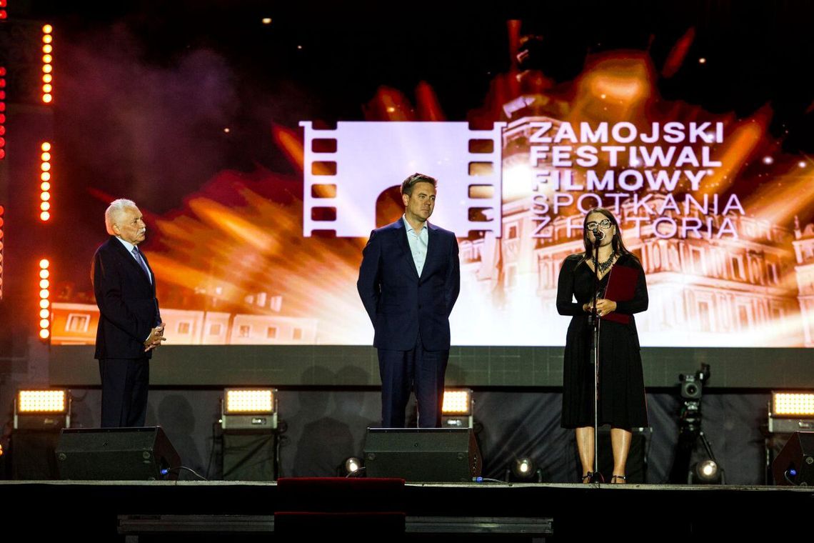 Laureatów konkursu festiwalowego poznaliśmy 24 sierpnia podczas gali finałowej na Rynku Wielkim w Zamościu. Twórcy zostali nagrodzeni statuetką „Zamość – Perła Renesansu”. Fot. Konrad Sinica