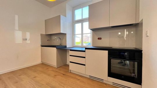 Dwupoziomowe mieszkanie na zamojskich Koszarach