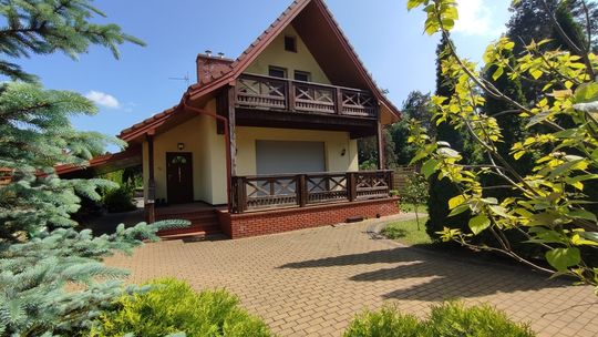 Nowoczesny projekt na dużej działce przy zalewie