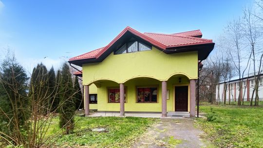 Przestronny budynek 290 m² – Nabróż-Kolonia!