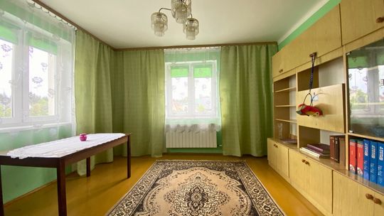 Przestronny dom z ogrodem w spokojnej okolicy!