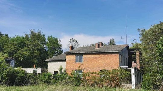 Siedlisko 10 min od Hrubieszowa z działką 2.06 HA