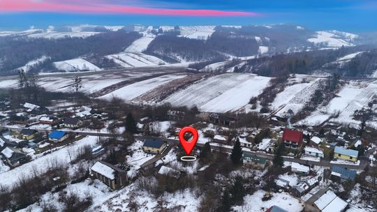 Sprzedam urokliwe siedlisko z działkami!