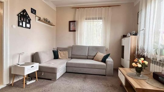 Wygodny dom z rozległą działką w cenie mieszkania!