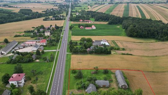 Zabudowana działka w miejscowości Podkrasne