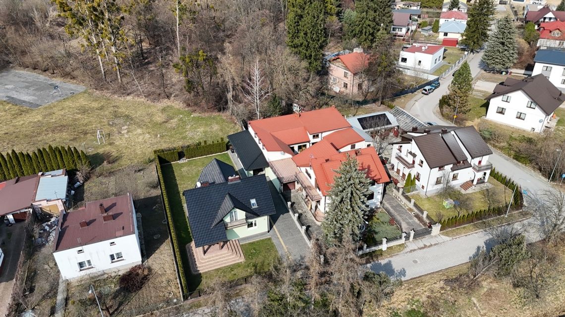 Dom plus lokal użytkowy w super cenie.