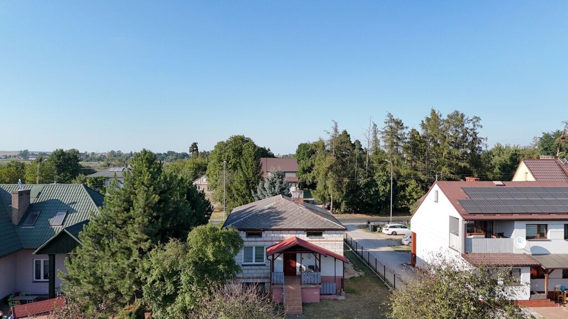 Dom z dużą działką ul. Tomaszowska, Łaszczów