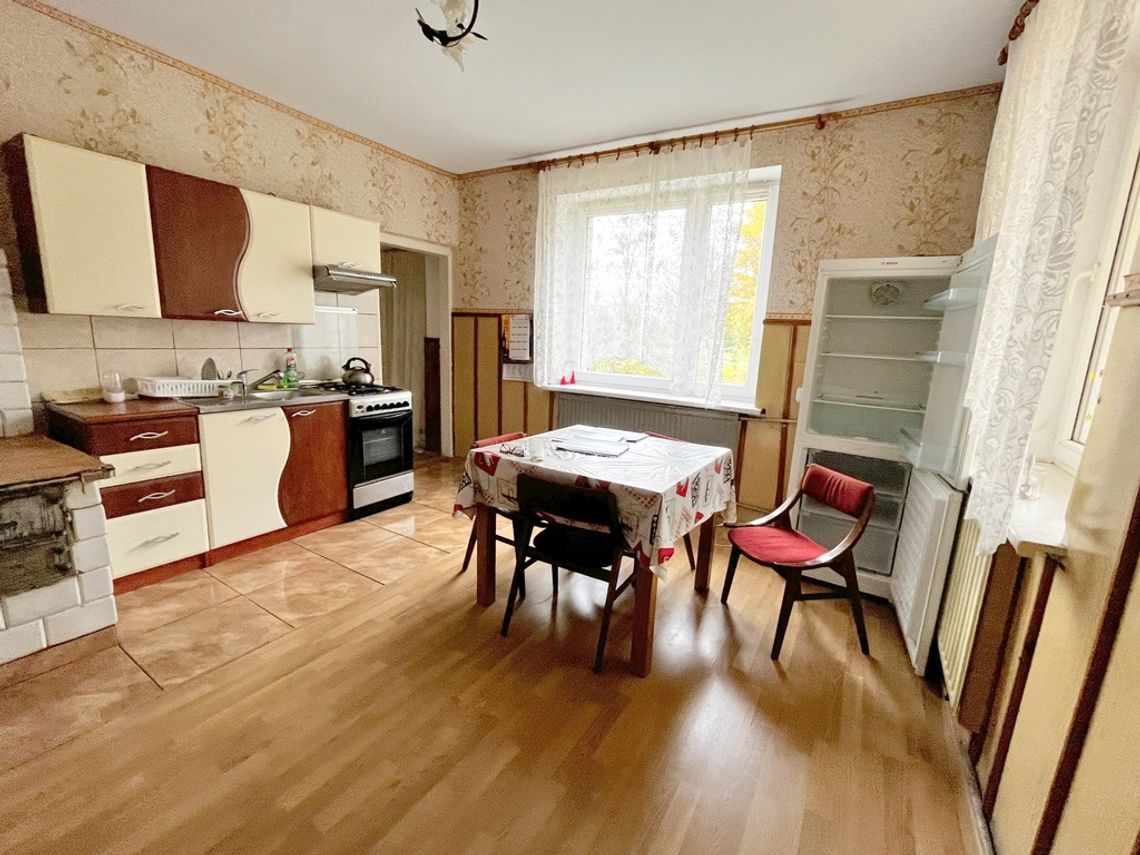 Duże siedlisko w centrum Tarnawatki Duże siedlisko w centrum Tarnawatki