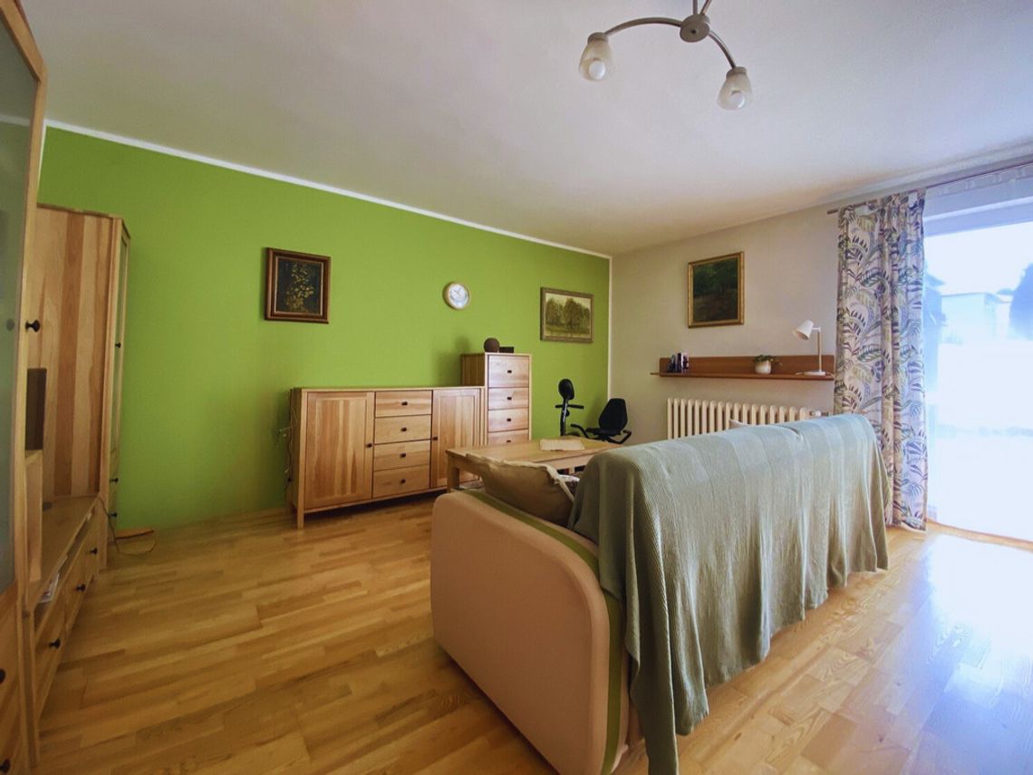 Urokliwy szeregowiec Urokliwy szeregowiec