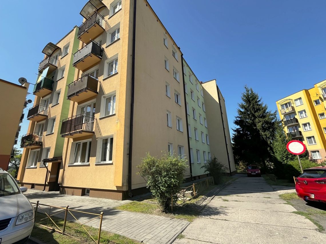 Wygodne mieszkanie na parterze w centrum.