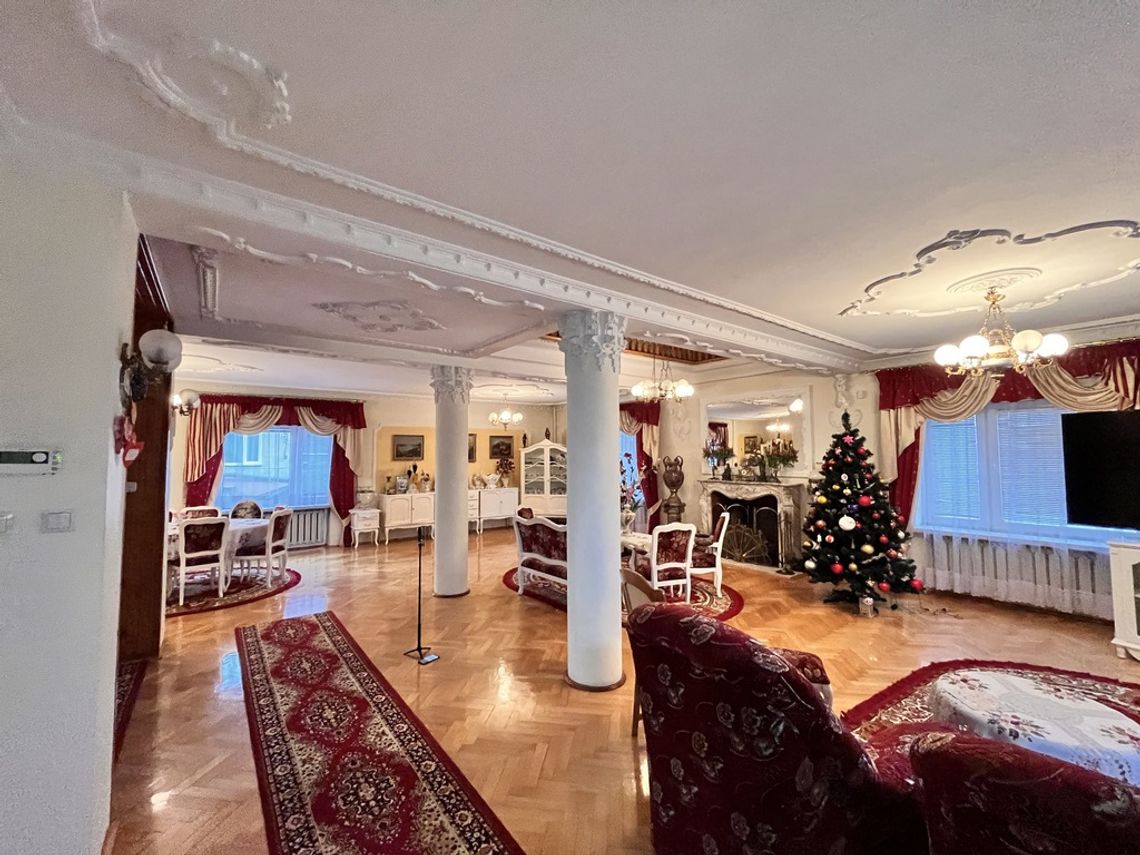 Wyjątkowy dom w centrum z przestrzenią usługową! Wyjątkowy dom w centrum z przestrzenią usługową!