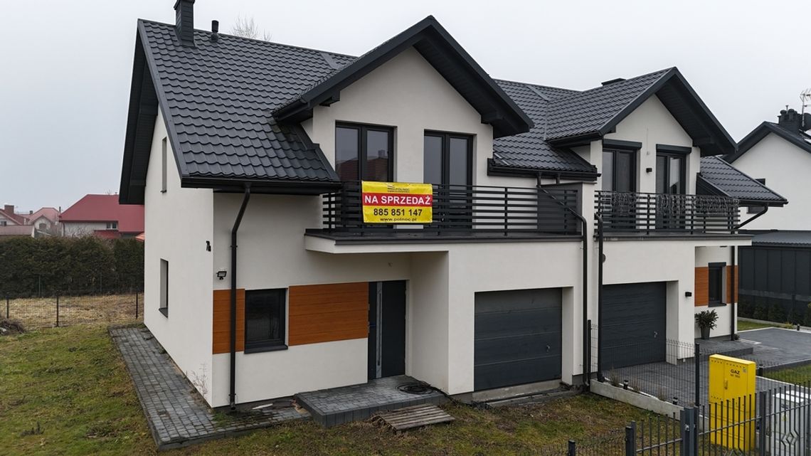 Wyjątkowy nowoczesny bliźniak w centrum miasta Wyjątkowy nowoczesny bliźniak w centrum miasta