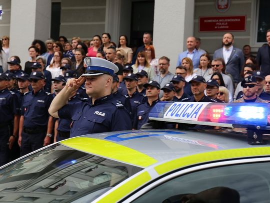 W całym kraju zabrzmiały syreny. To hołd dla zmarłego żołnierza [ZDJĘCIA]