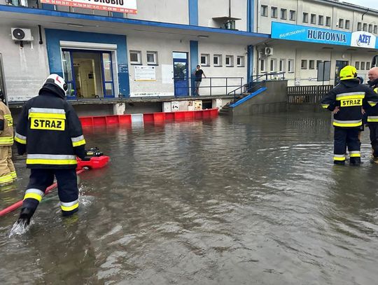 Powódź błyskawiczna! Zamość zalany po burzy [ZDJĘCIA]