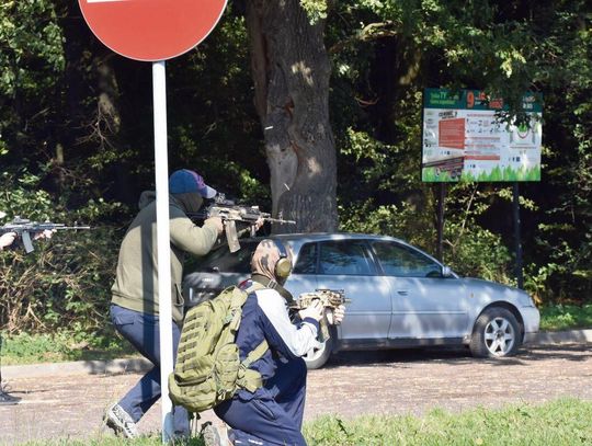 Hrubieszów: Huki wybuchów, dym i strzelaniny. Grupa dywersyjna usiłowała wysadzić w powietrze farmę