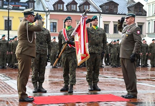 Zamość: Przekazanie dowództwa w 18. Zamojskim Pułku Przeciwlotniczym