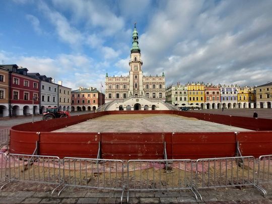 Lodowisko w Zamościu - trwają przygotowania do otwarcia sezonu 2024/25