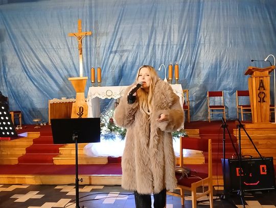 Józefów: Koncert charytatywny Gosi Andrzejewicz