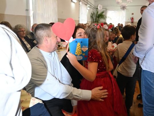 Dzień Babci i Dziadka w Rogóźnie - galeria zdjęć